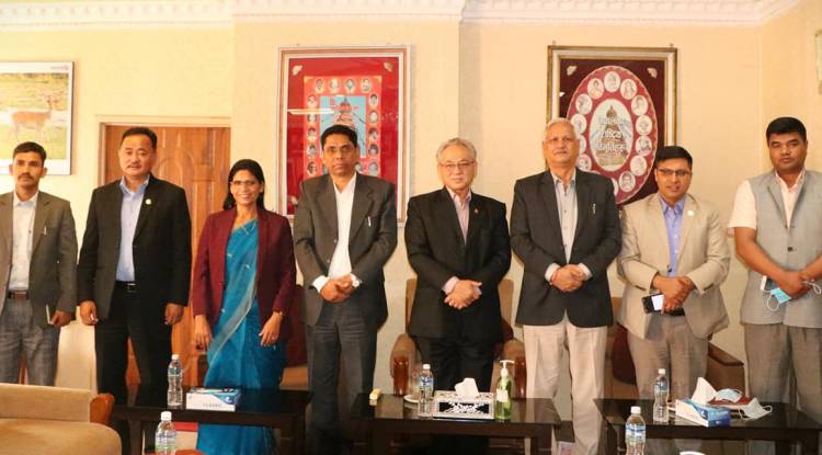 प्रकाण्ड र मन्त्रीहरूबीच भेटवार्ता 