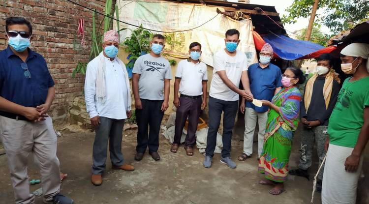  पत्रकार चौधरीको परिवारलाई प्रेस चौतारी र नगरपालिकाको सहकार्यमा आर्थिक सहयोग