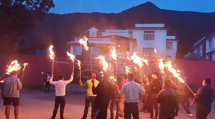 सर्वोच्चको फैसलाविरुद्व गुल्मीको तम्घासमा राँके जुलुस