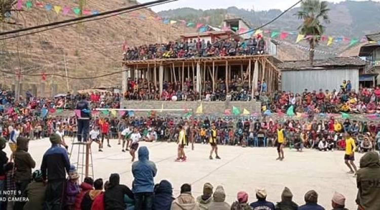 थवाङमा विविध खेलकुद प्रतियोगिता सम्पन्न 